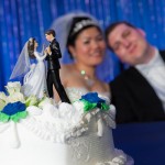 bride-groom-wedding-cake